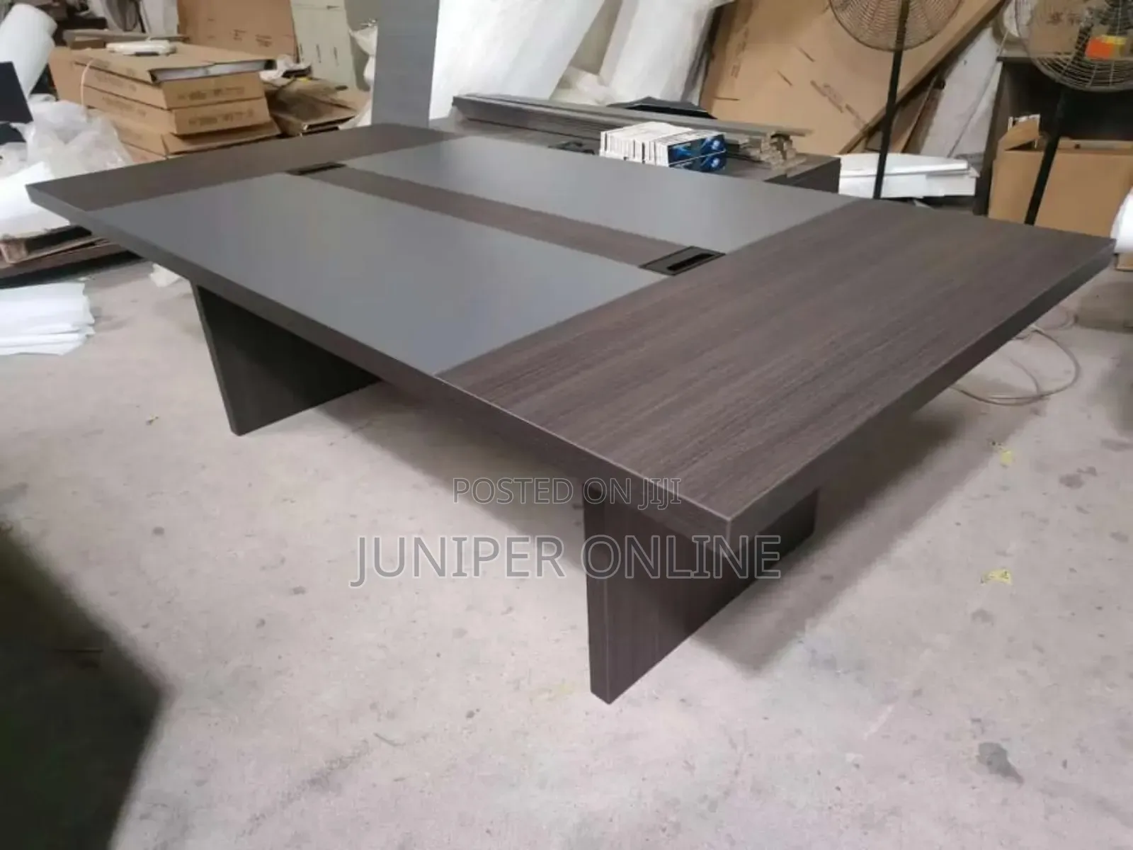 Conference Table Dadish Ening