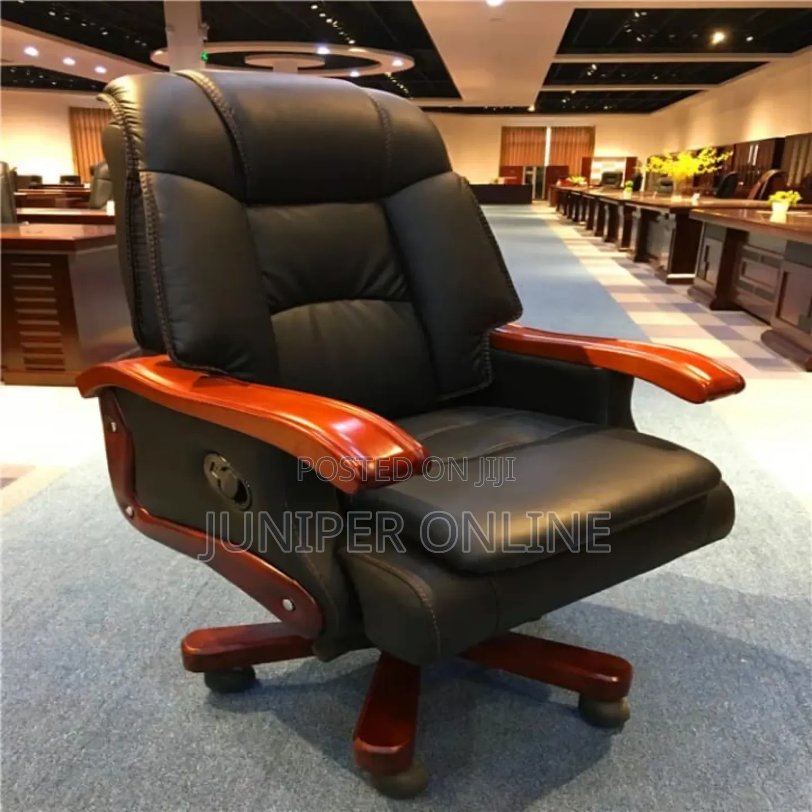 Swivel Chair Executive Crowned