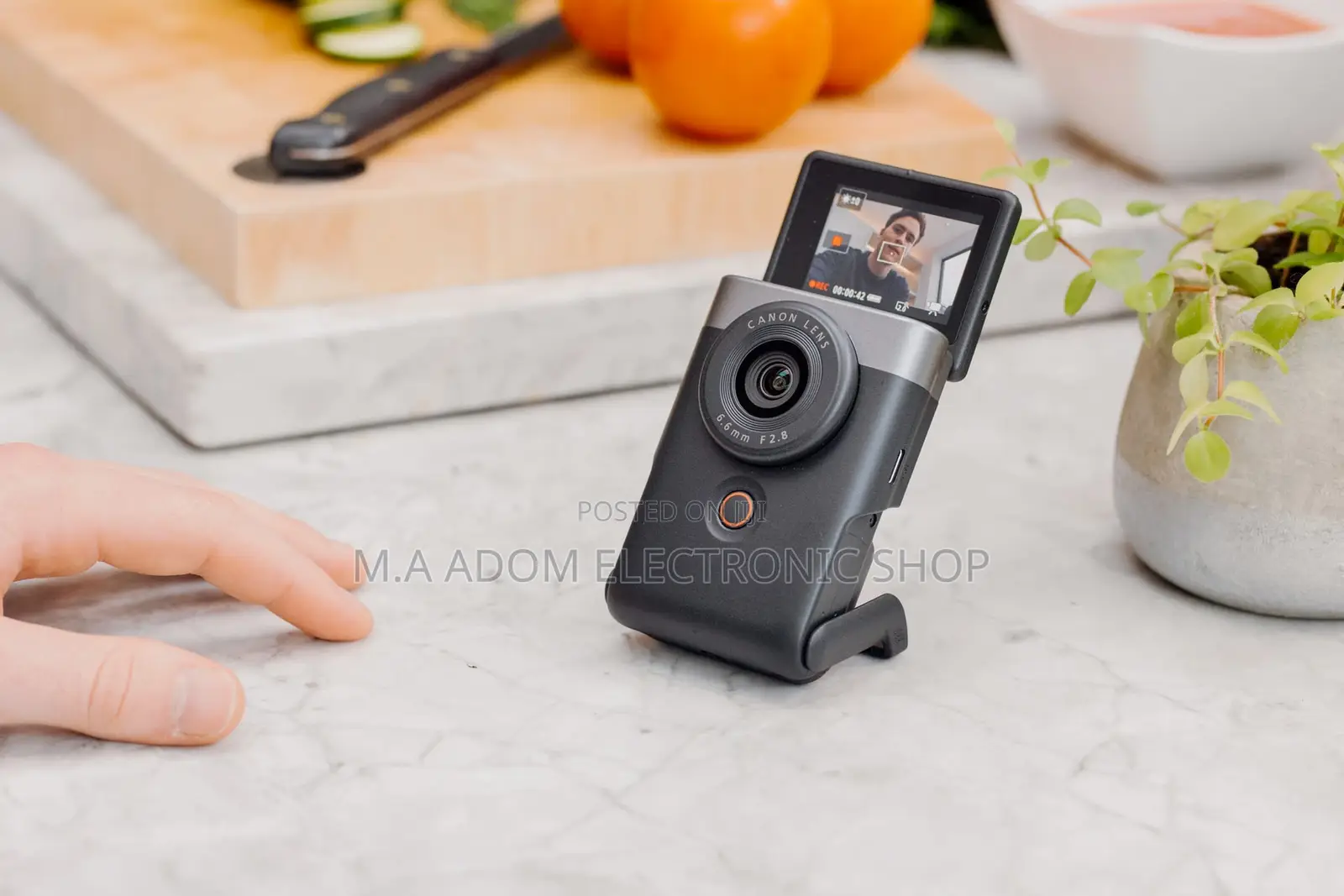 Canon Powershot V10 Compact Vlogging Camera,