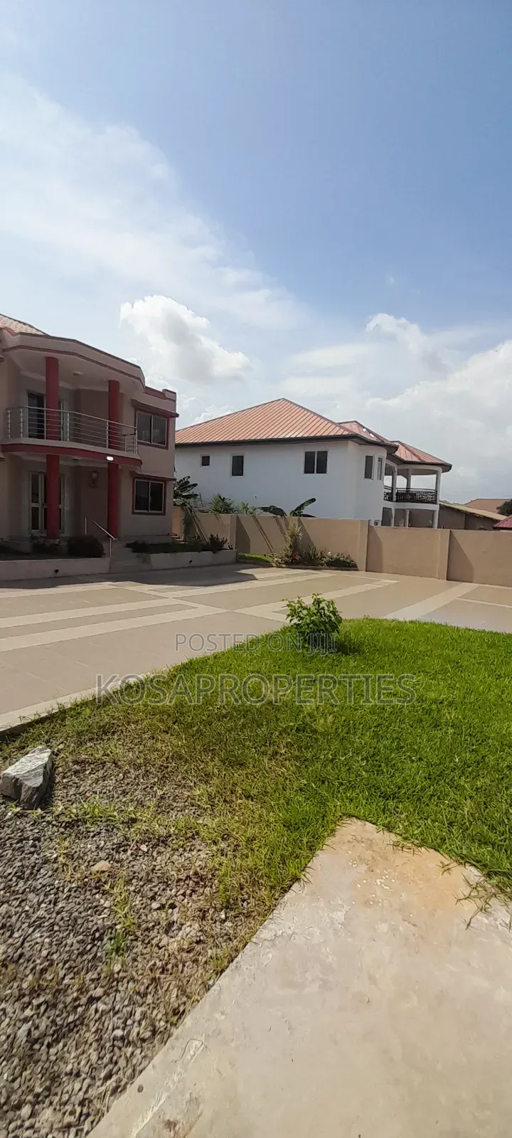 4bdrm House in Adjiringanor, Adjiriganor for sale