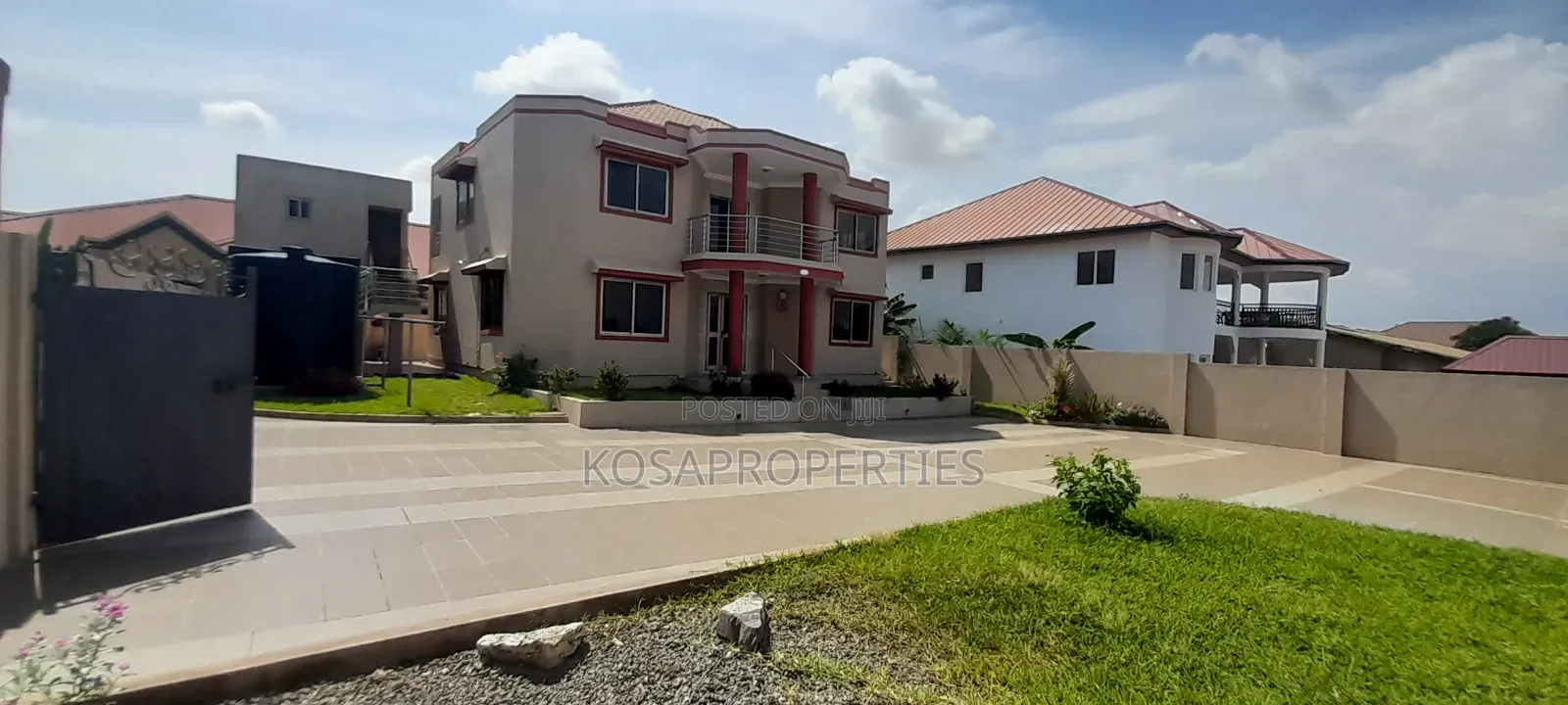 4bdrm House in Adjiringanor, Adjiriganor for sale