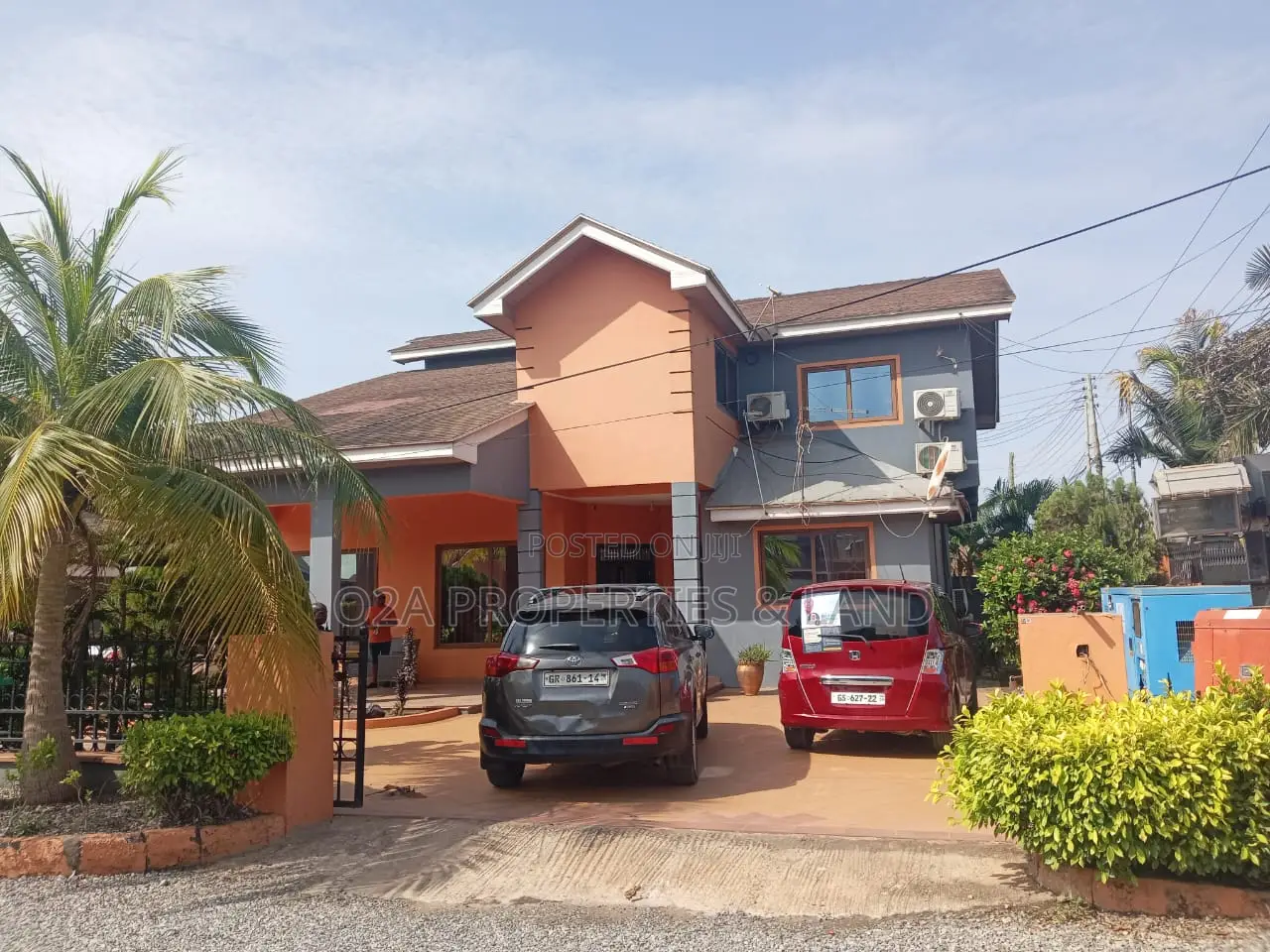 5bdrm House in Adjiringanor, Ability for sale
