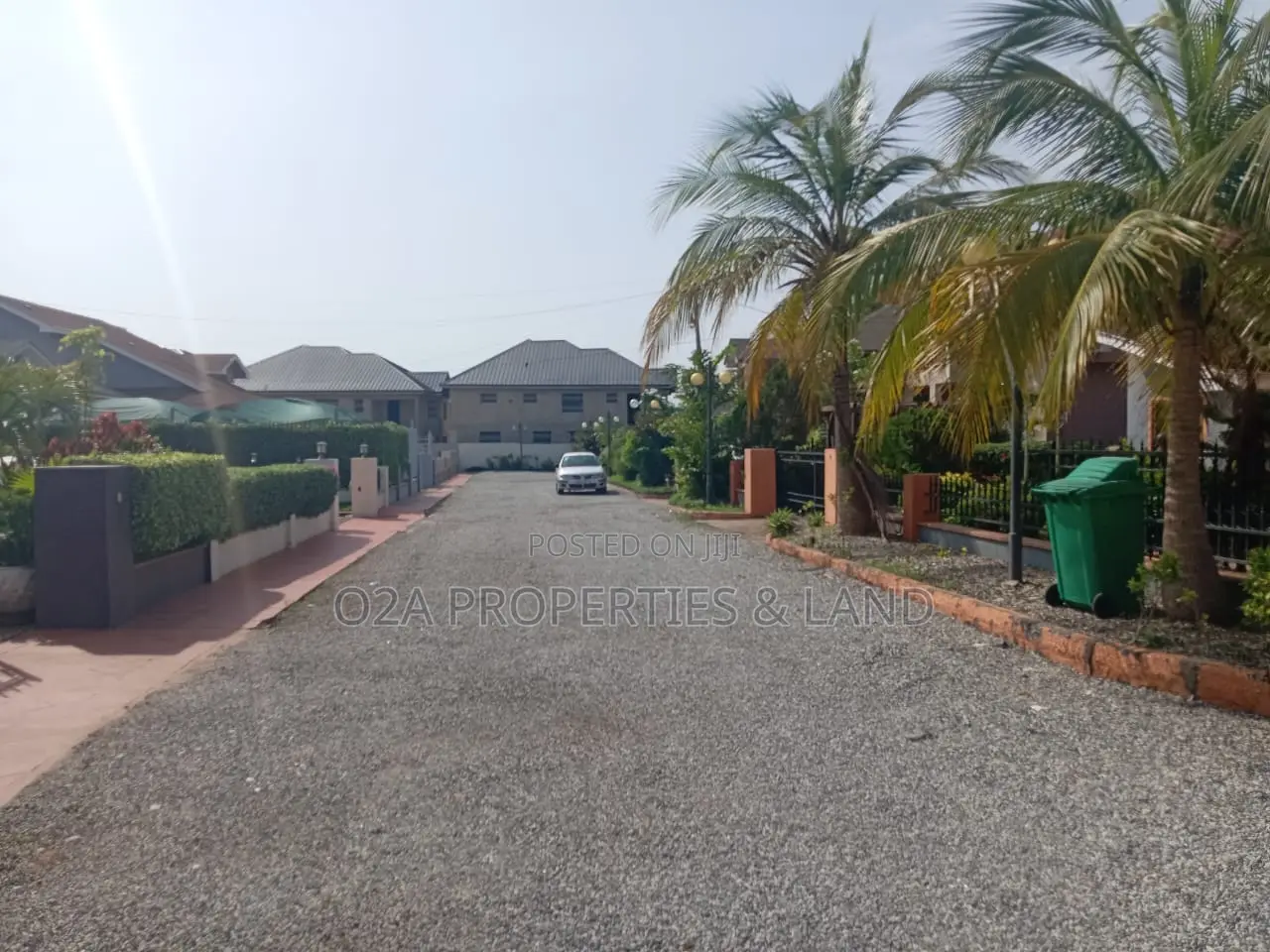 5bdrm House in Adjiringanor, Ability for sale