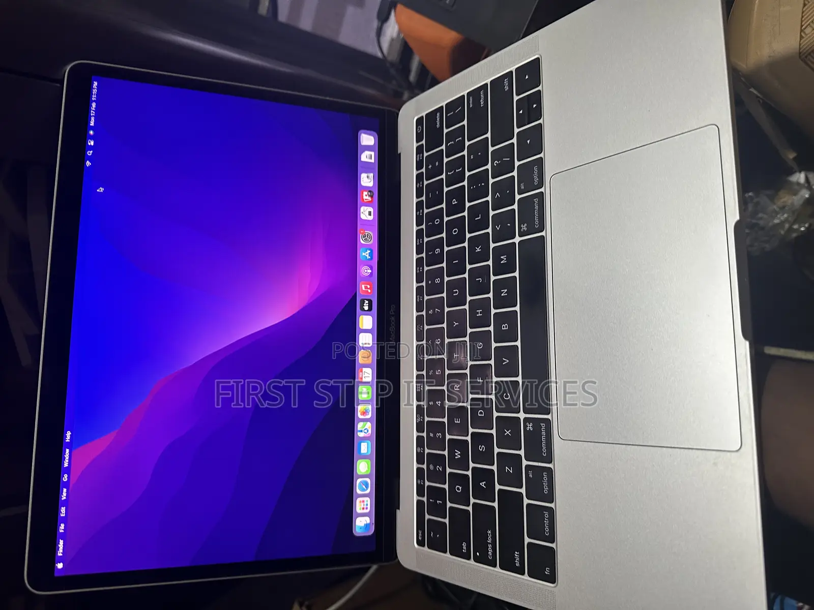 Laptop Apple MacBook Pro 8GB Intel Core i5 SSD 256GB