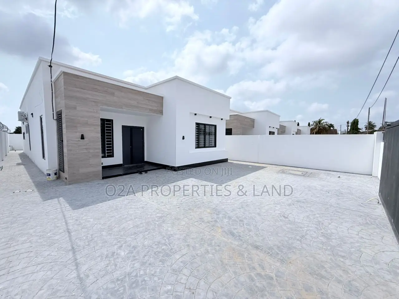 3bdrm House in Spintex, Baatsona Total for sale
