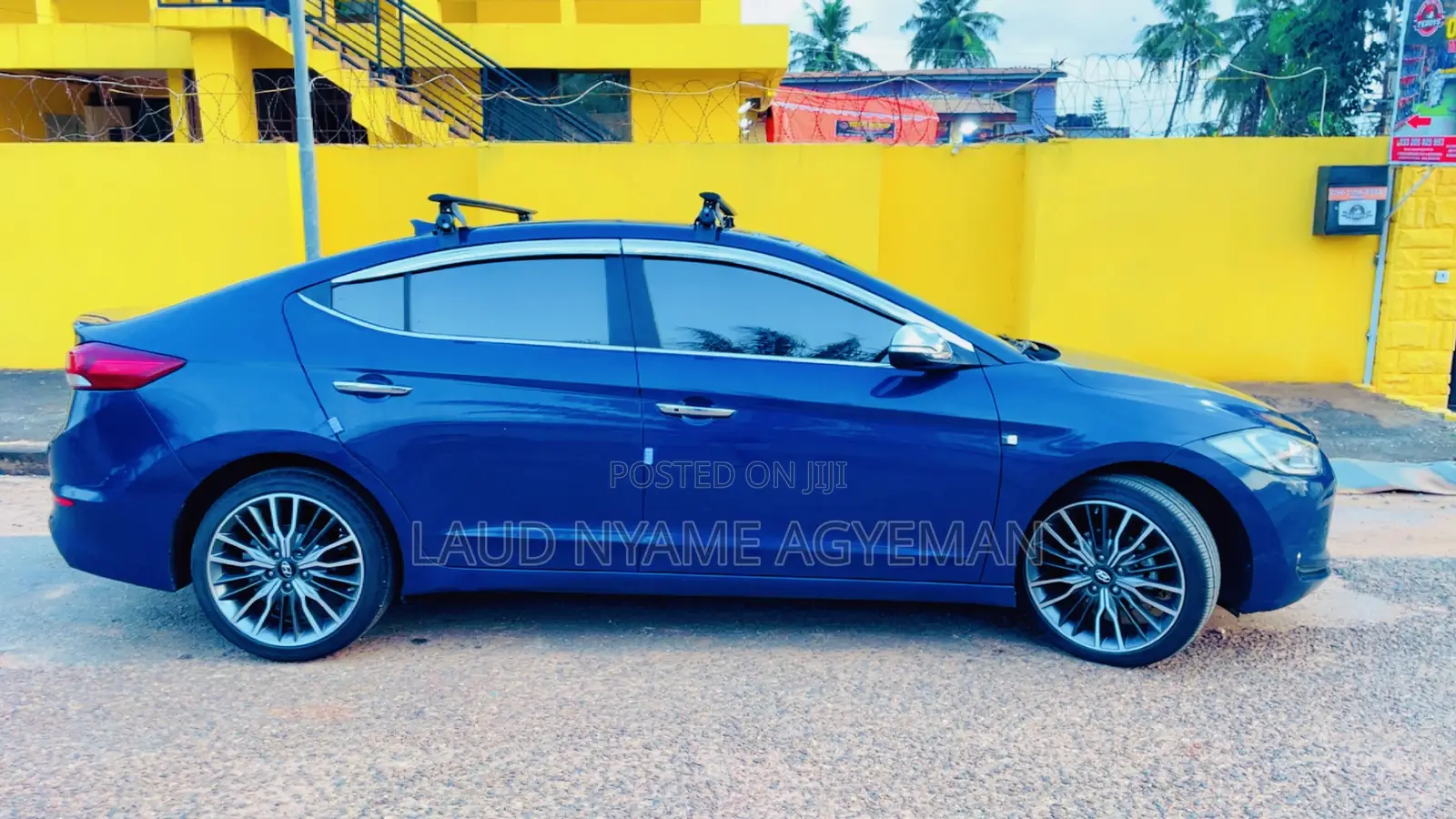 Hyundai Avante 2016 Blue