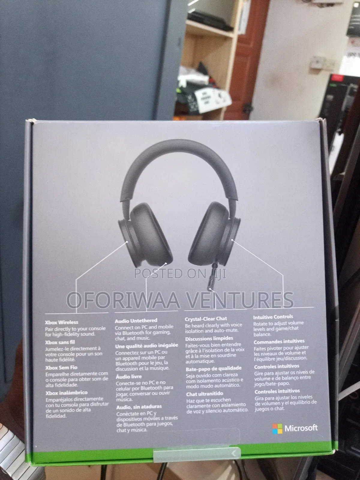 Xbox Wireless Gaming Headset – Over Ear Headphones – Spatial Audio