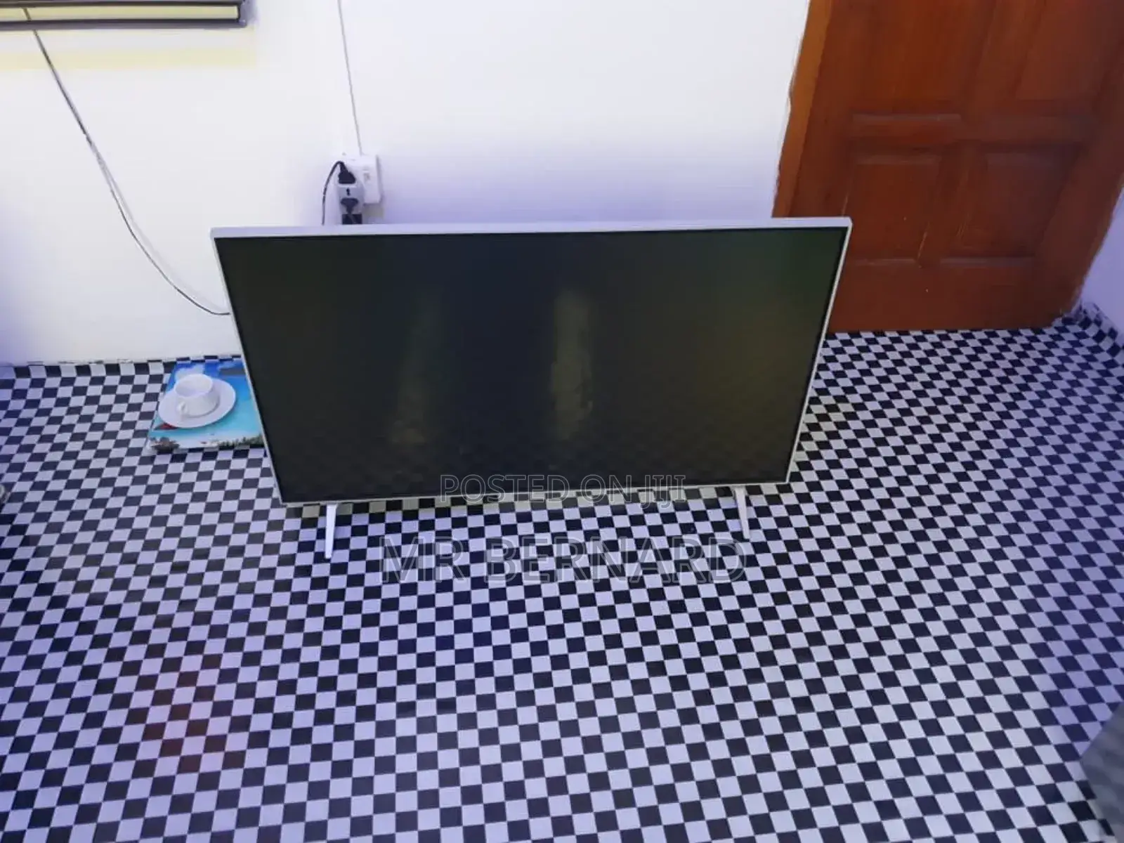 Lg 43inches Tv Very Neat Machine Form Uk