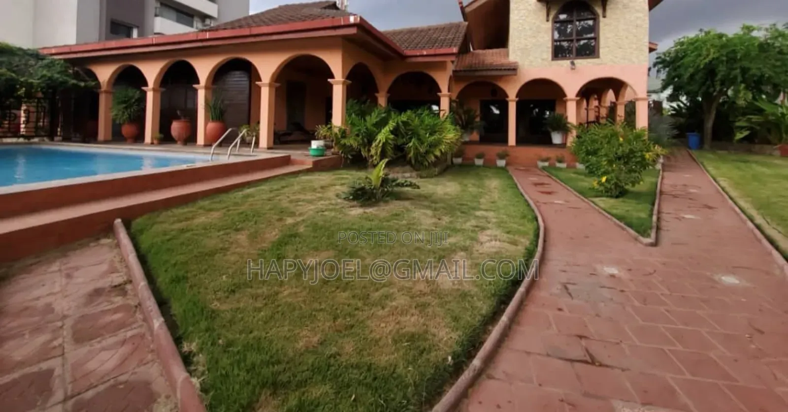 5bdrm House in Dzorwulu for rent