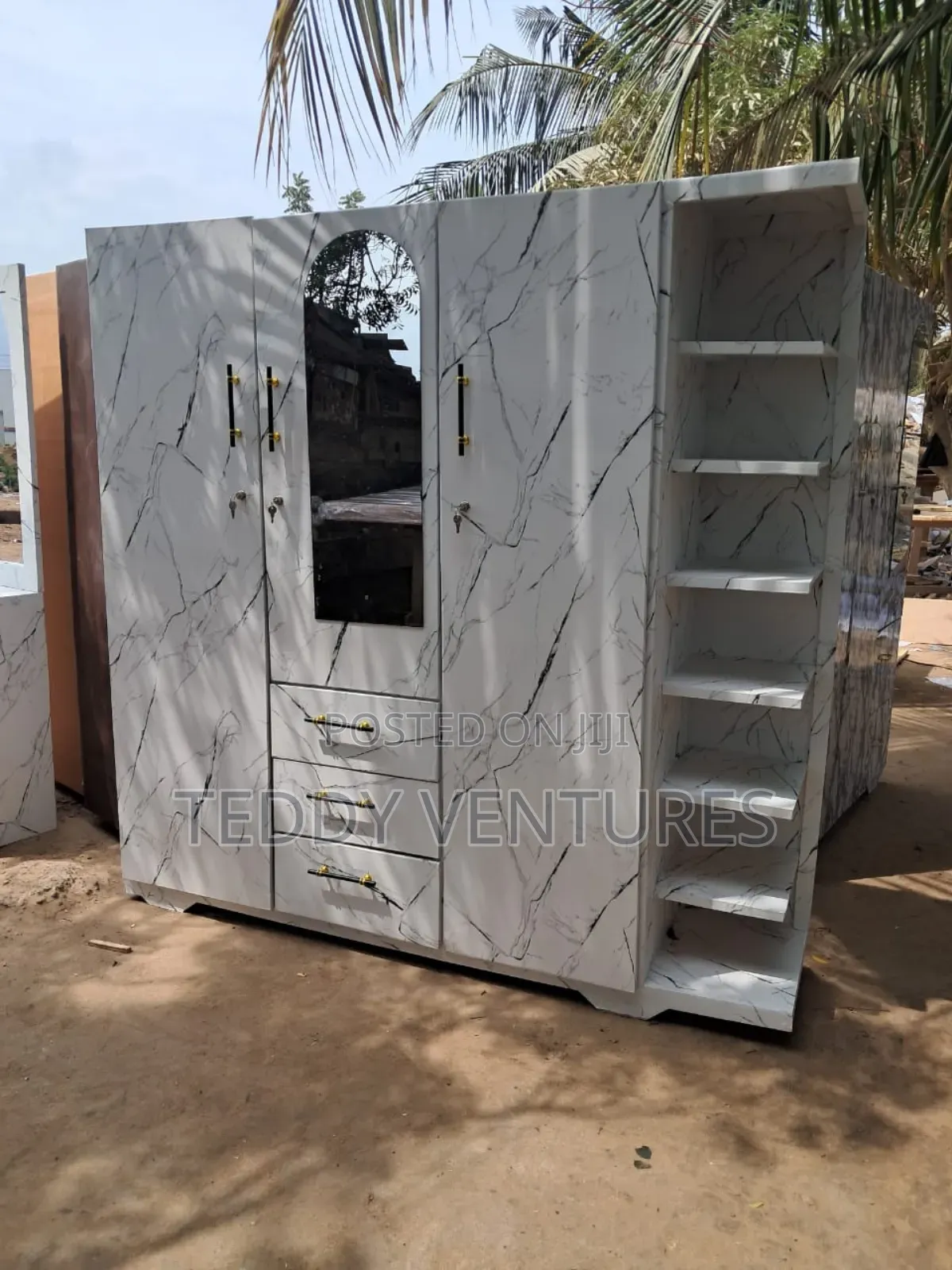 Quality 4in1 Wardrobe N Shoe Rack Combo( Payment After Delivery)