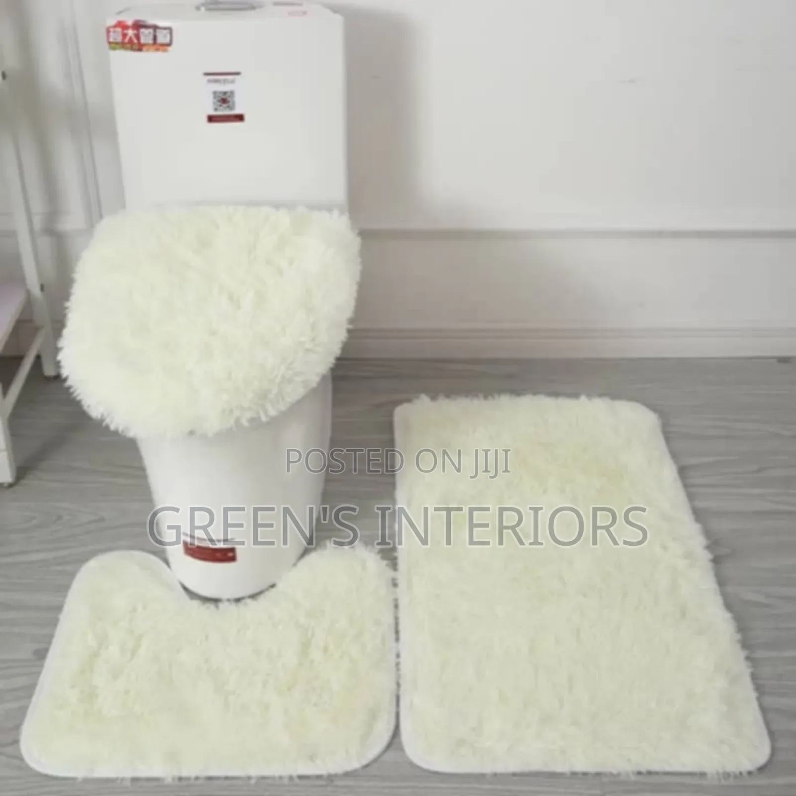 Quality Fluffy Toilet Mat Available