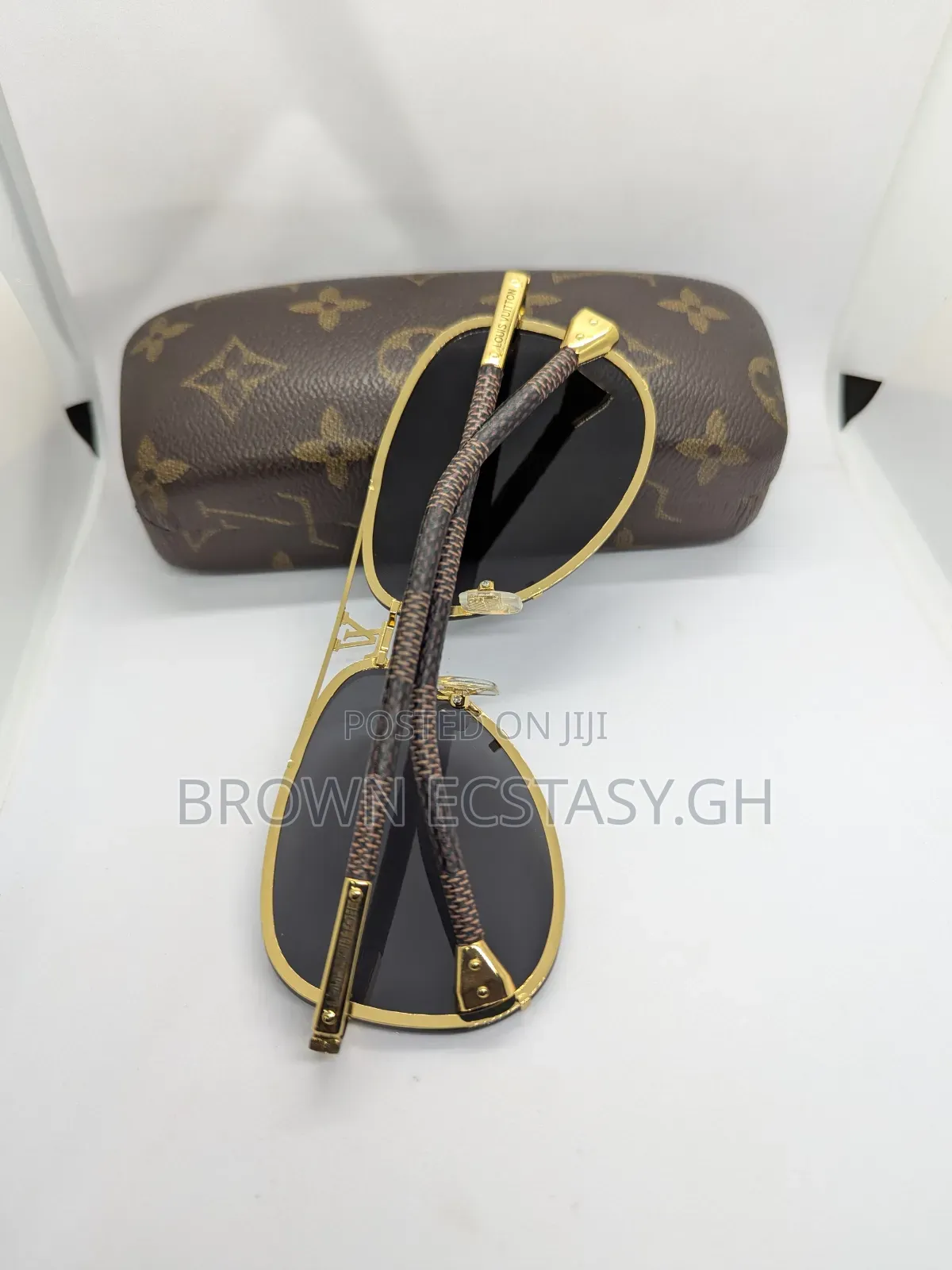 Louis Vuitton Aviator Sunglasses