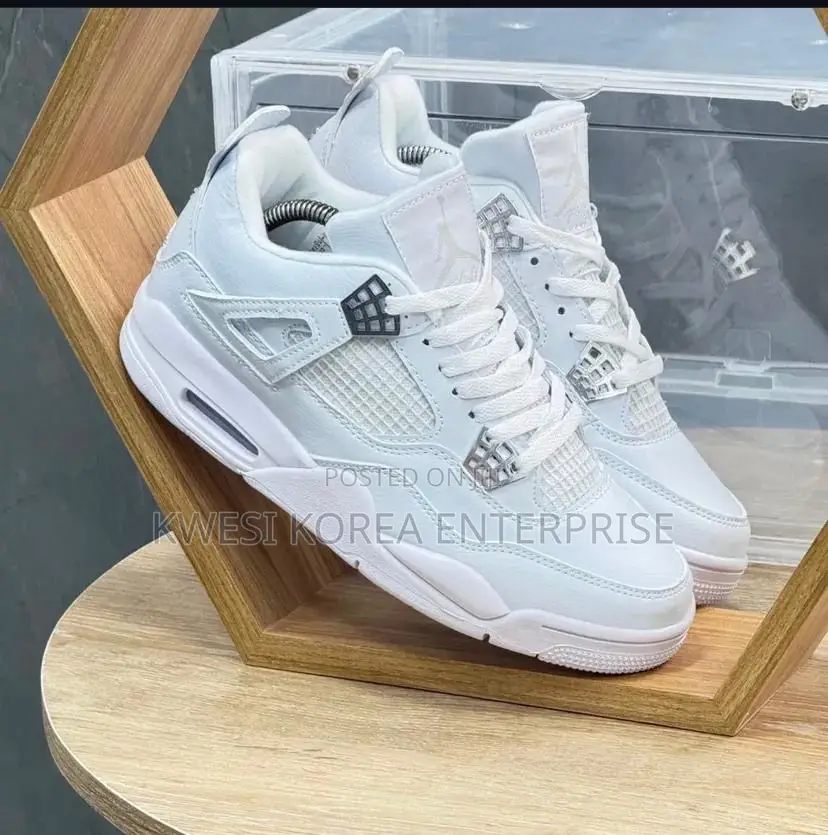 Air Jordan 4