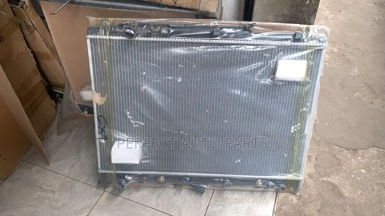 Mazda Cx-9 Radiator / Water Tank