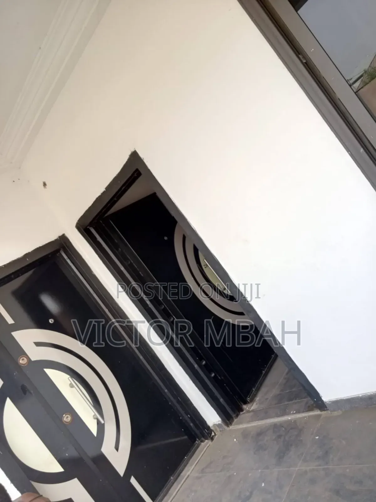 2bdrm Penthouse in Tema Community 25 for rent