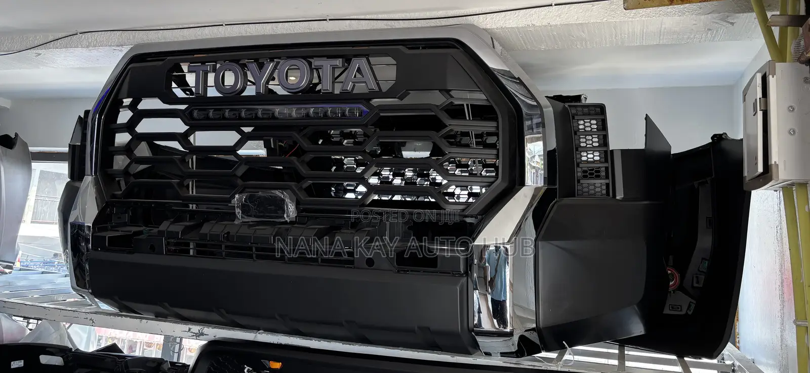 Toyota Tundra 2025 Complete Front Bumper