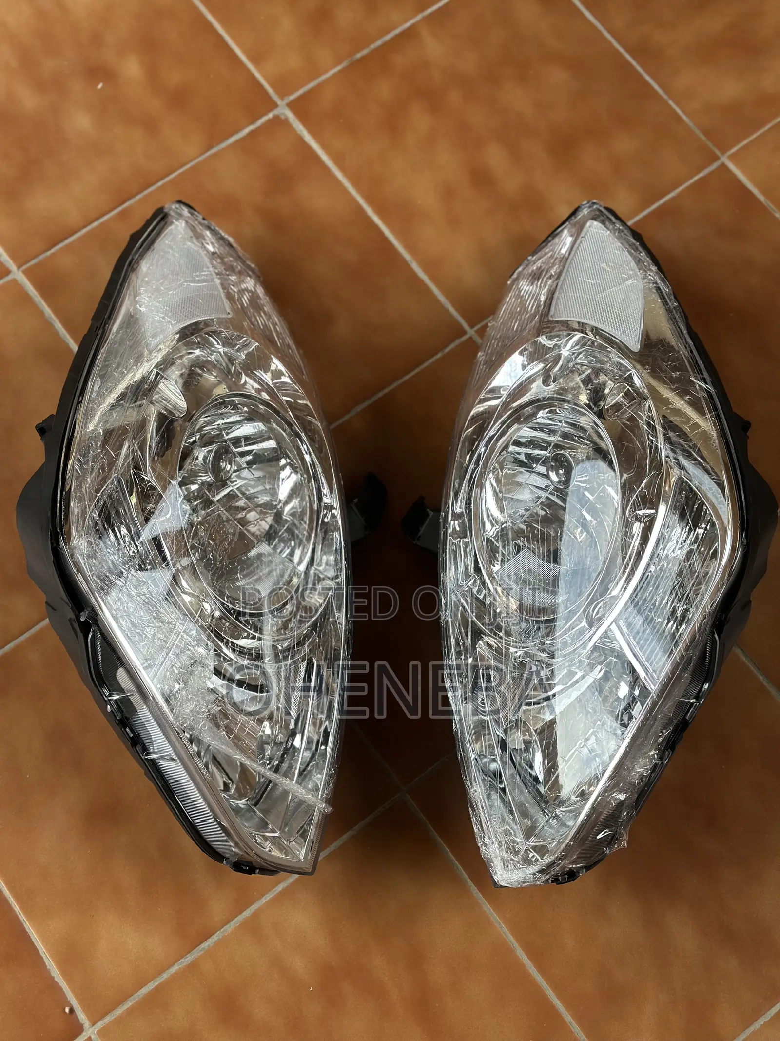 Hyundai H 1 Headlight 2012