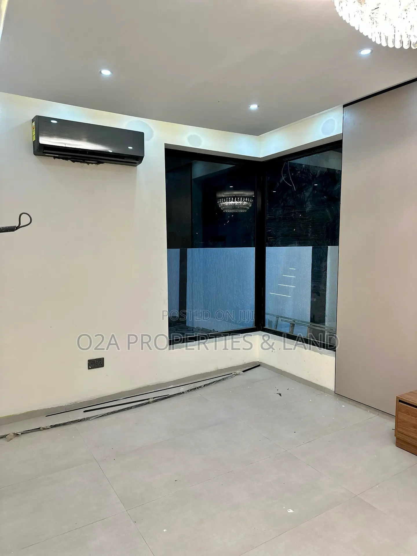 4bdrm House in Sakumono for sale