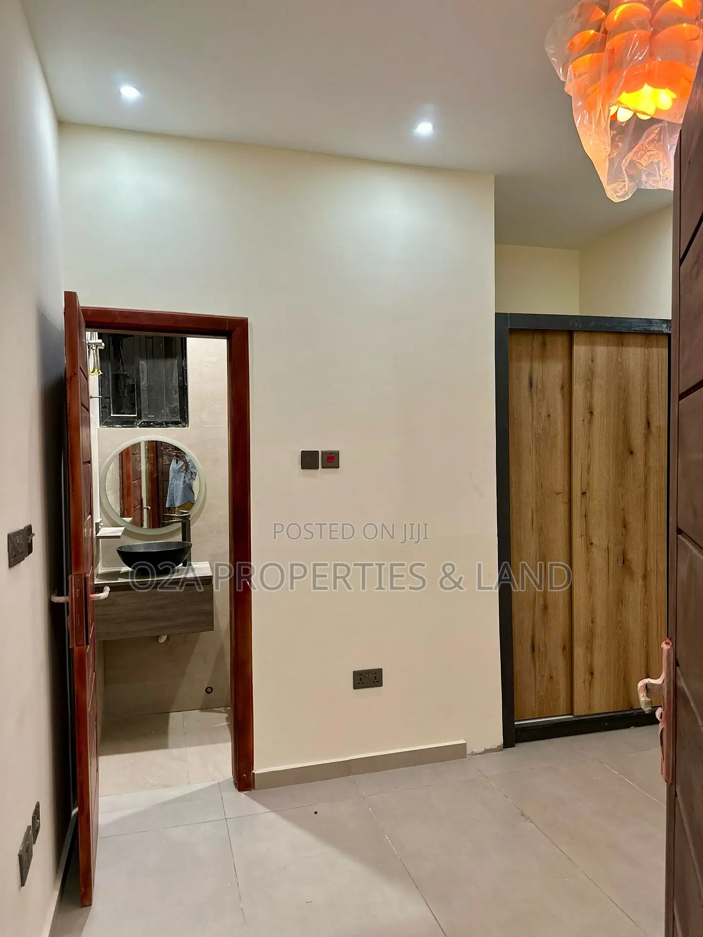 4bdrm House in Sakumono for sale