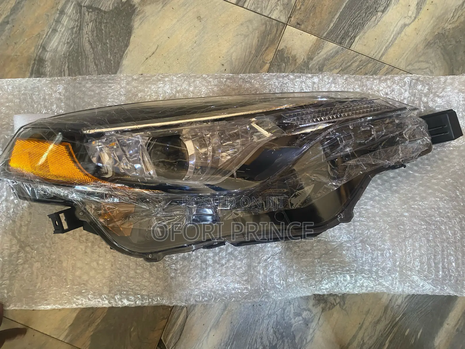 Toyota Corolla 2017-2019 Headlight Le