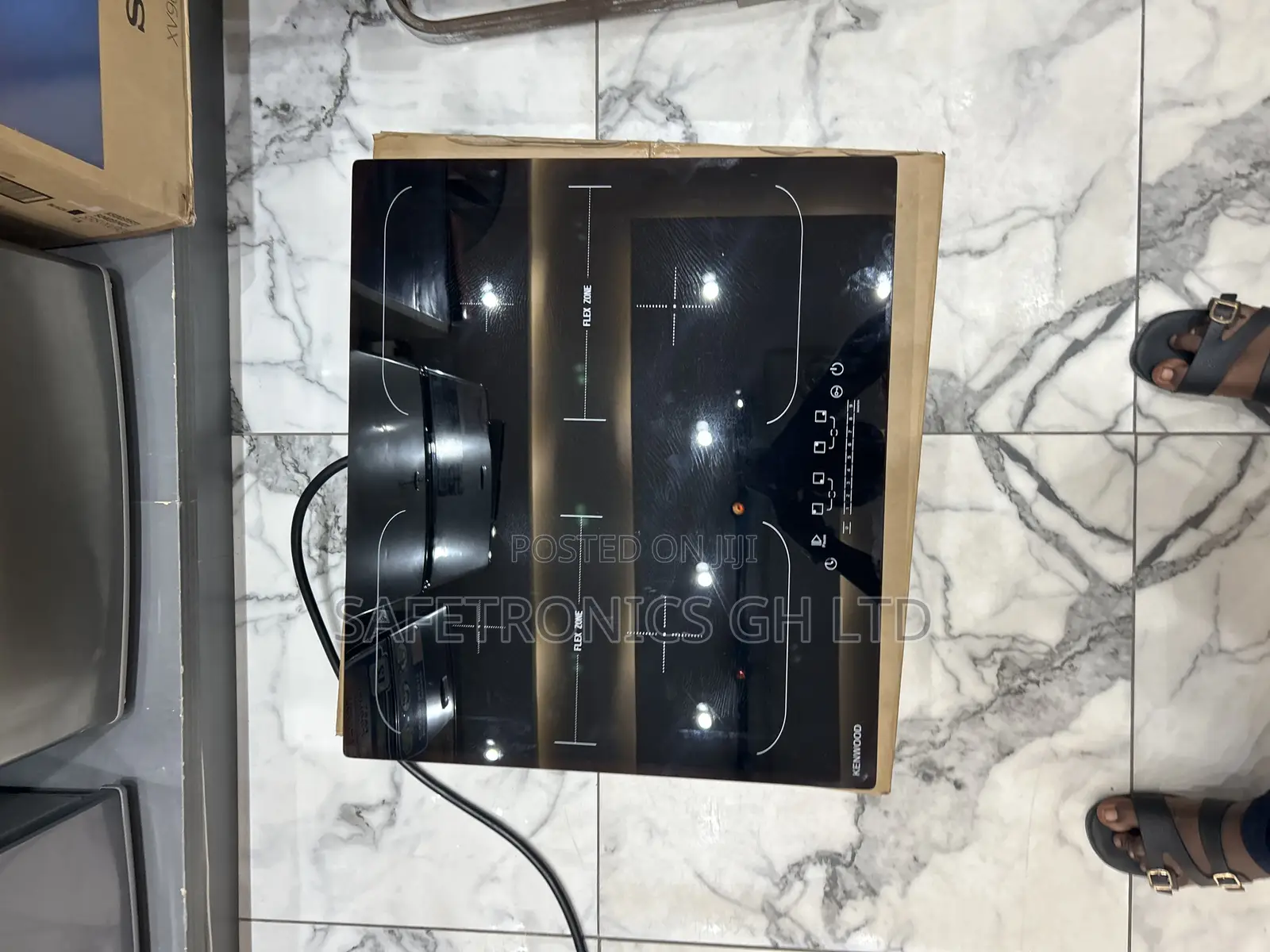 Just Order Black Ceramic Kenwood 4 Electric in-Built Cooker