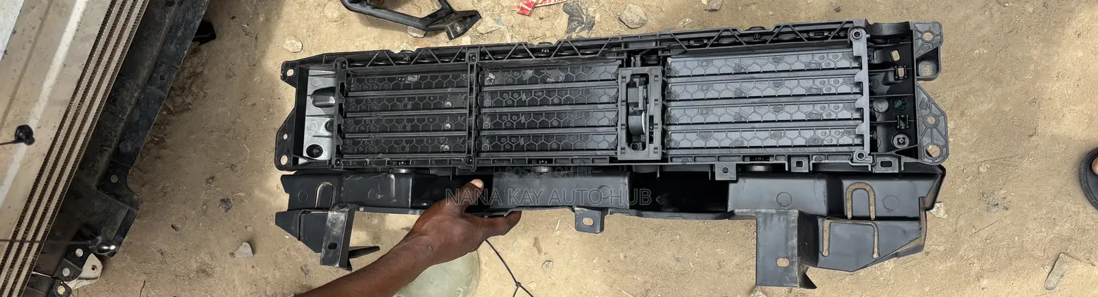 Honda CRV 2018-2021 Shutter Grill