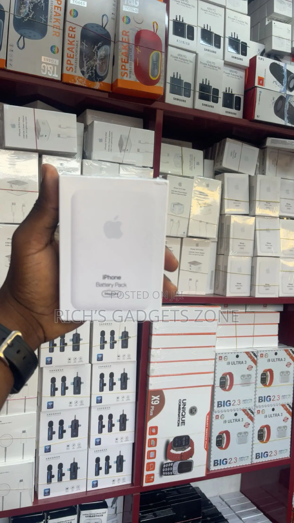 Apple Magsafe Battery Pack ( Power Bank)