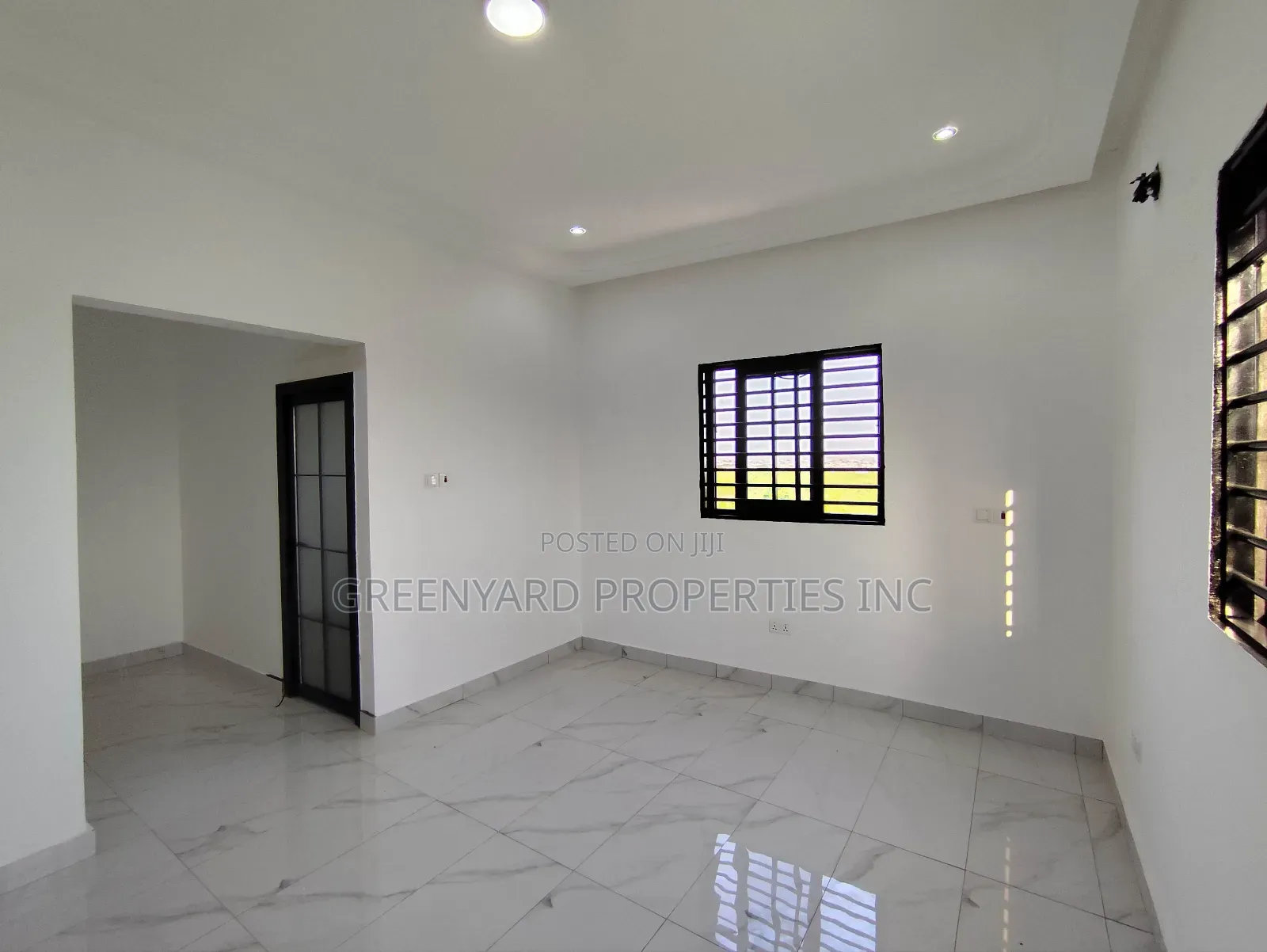 6bdrm House in Hills Katamanso, East Legon for sale