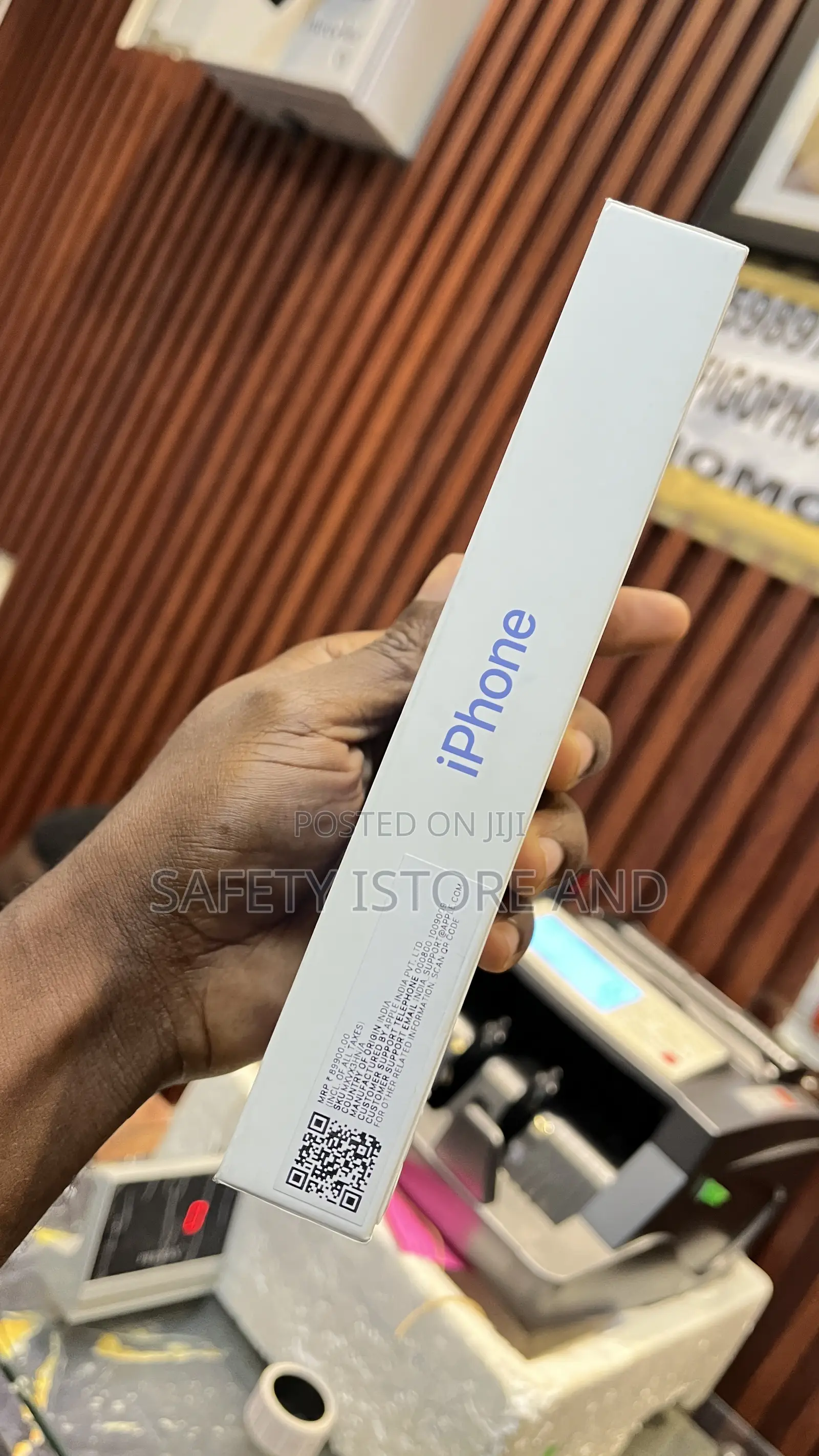 New Apple iPhone 16 Plus 128 GB Blue