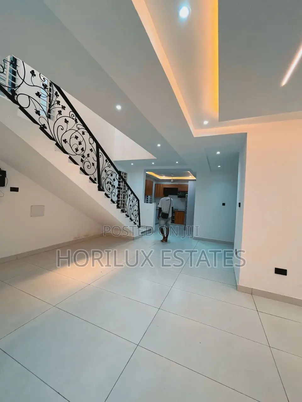 4bdrm Duplex in Horilux Estates, East Legon for sale