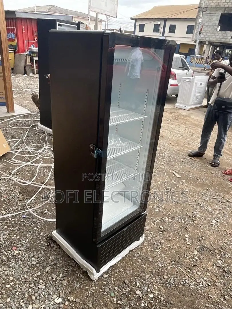Tcl 325l Breezemaster Upright Showcase Fridge