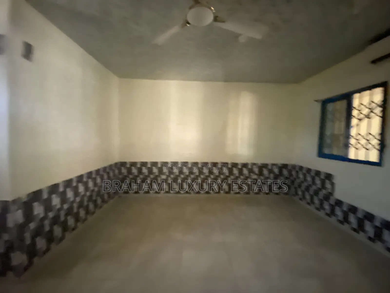 1bdrm Apartment in Braham Luxury, Sakumono for rent