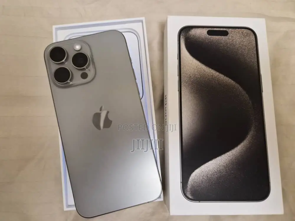 Apple iPhone 15 Pro Max 256 GB Silver