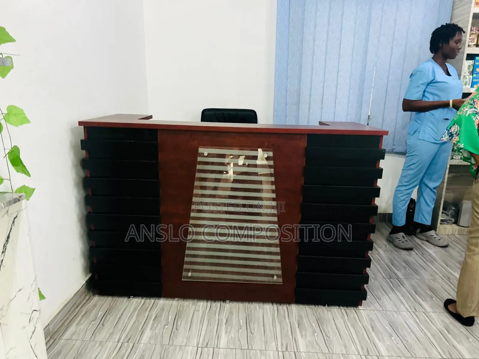Administrative Reception Desk