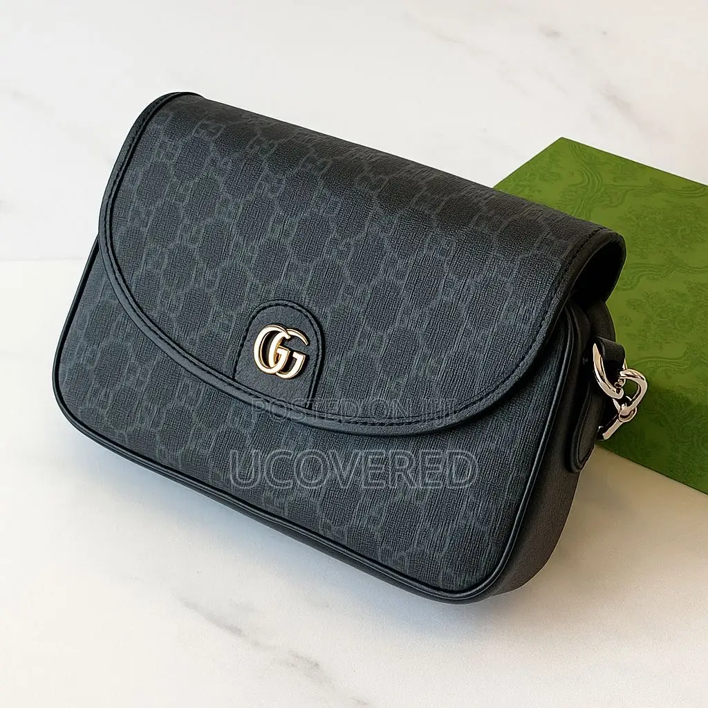 Gucci Unisex Leather Shoulder Bags