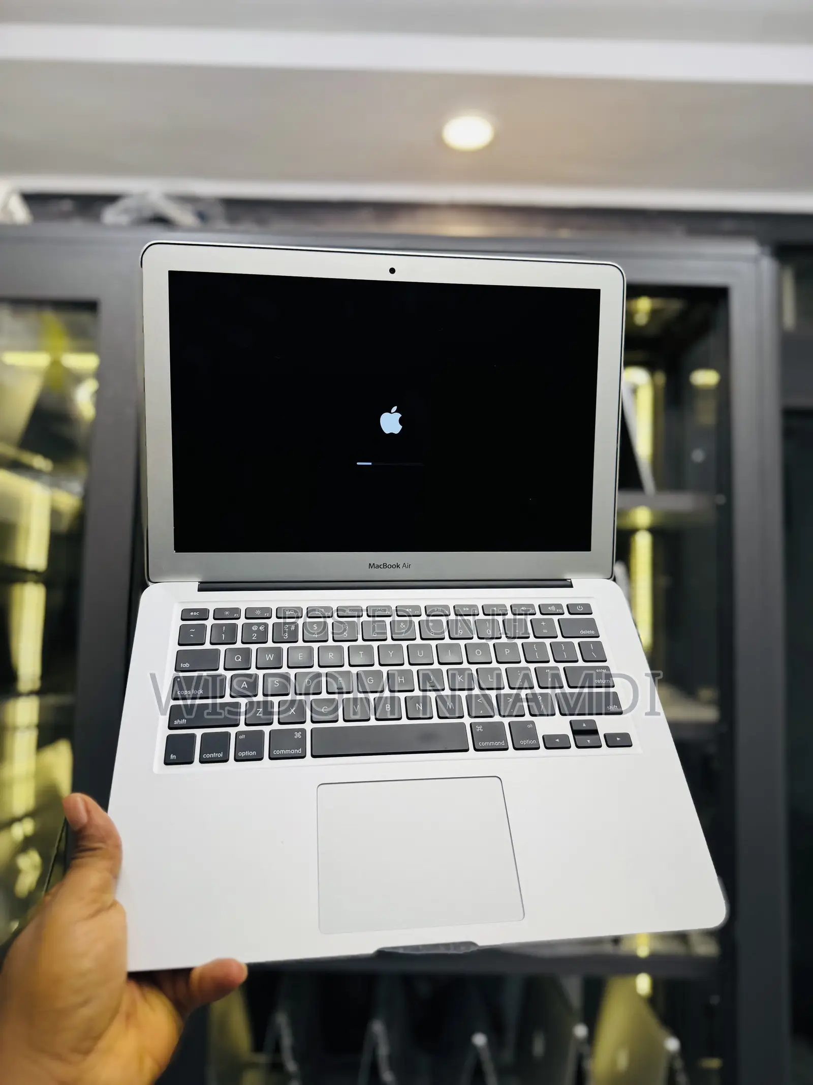 Laptop Apple MacBook Air 2017 8GB Intel Core i5 SSD 128GB