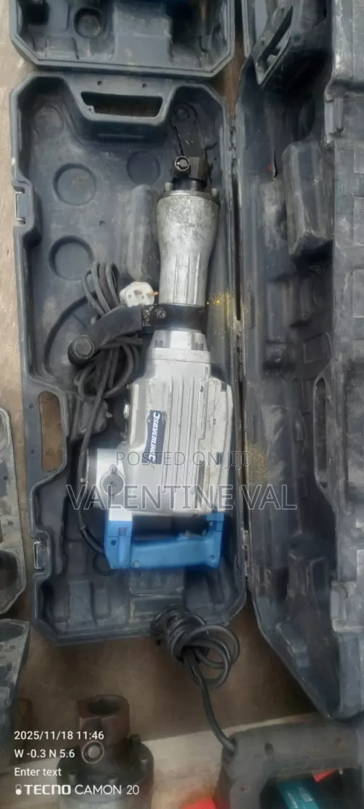 Silverline Concrete Breaker Machine Working Perfectly
