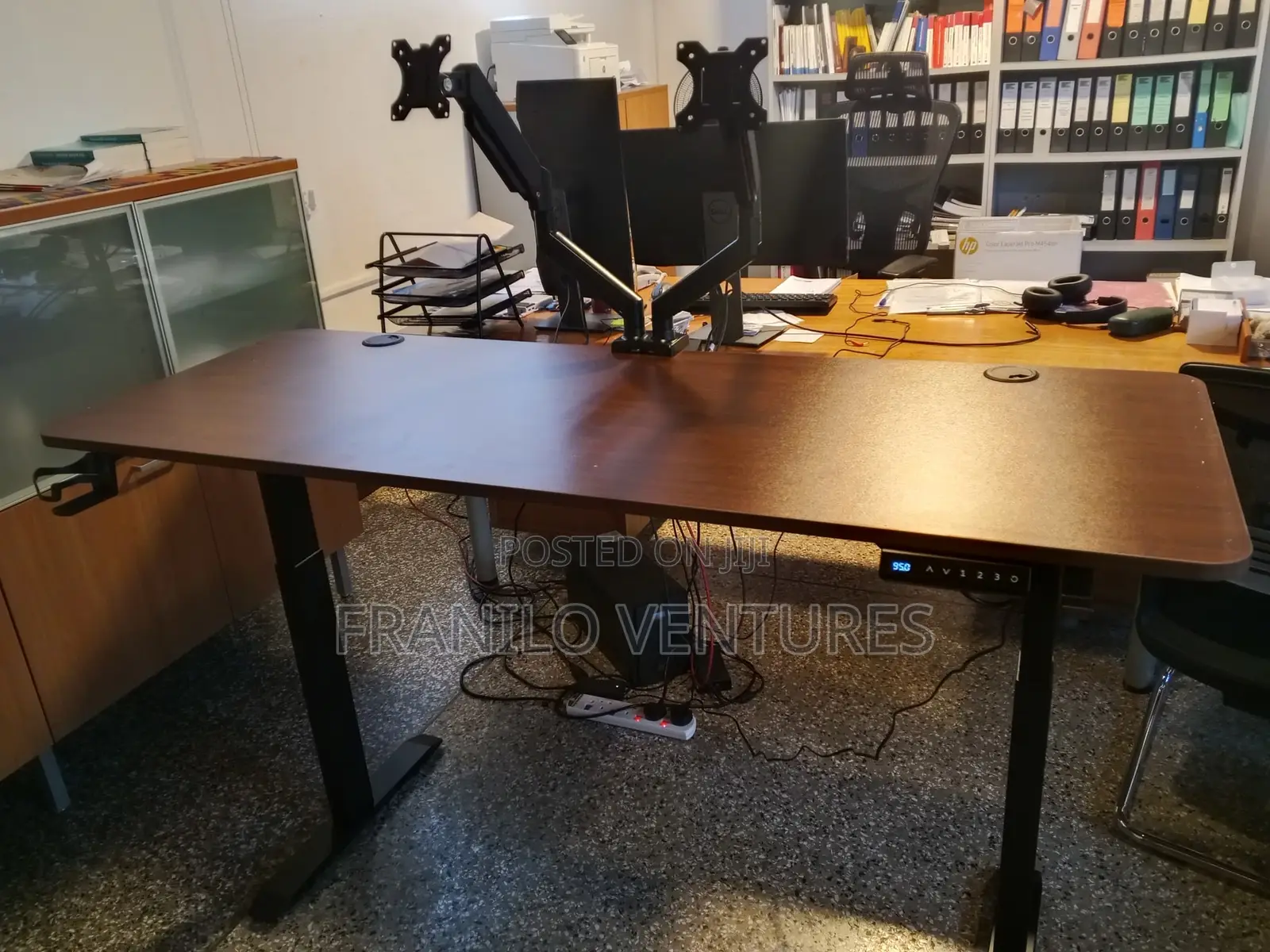1.6m Ergonomic( Electric Height Adjustable) Desk