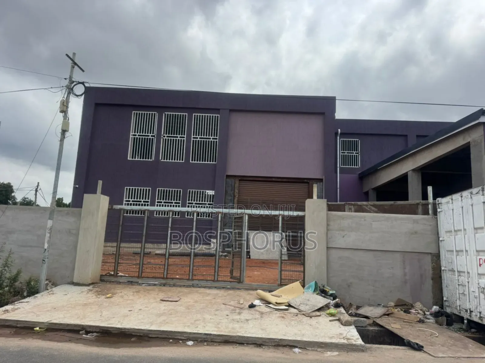 Warehouse for Rent at Tesano