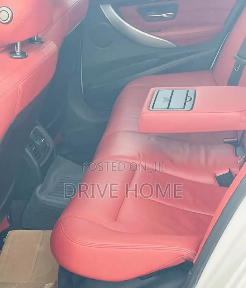 BMW 3 Series 2018 White