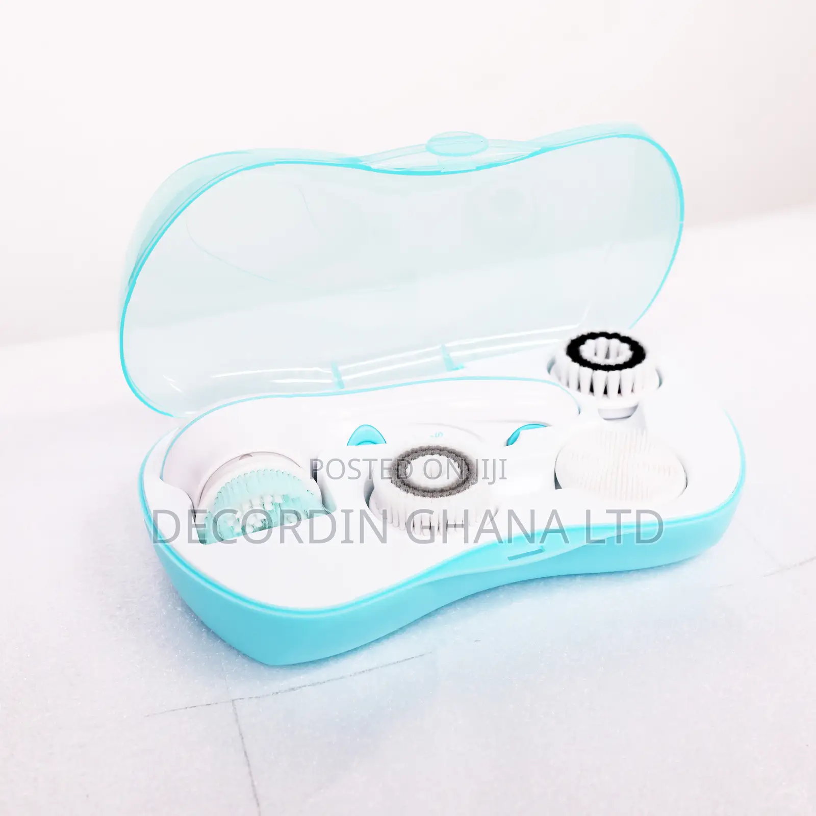 Facial Cleansing Brush (Rechargable)