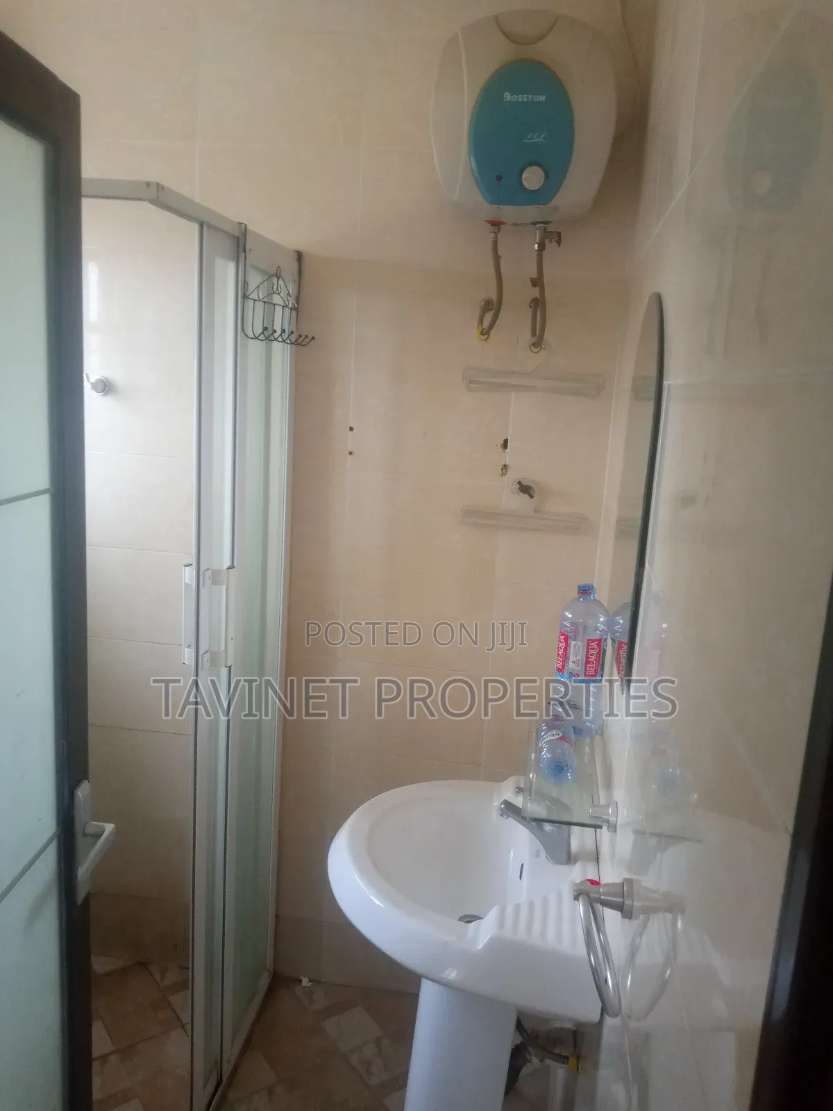 1bdrm Apartment in Adjiriganor for rent