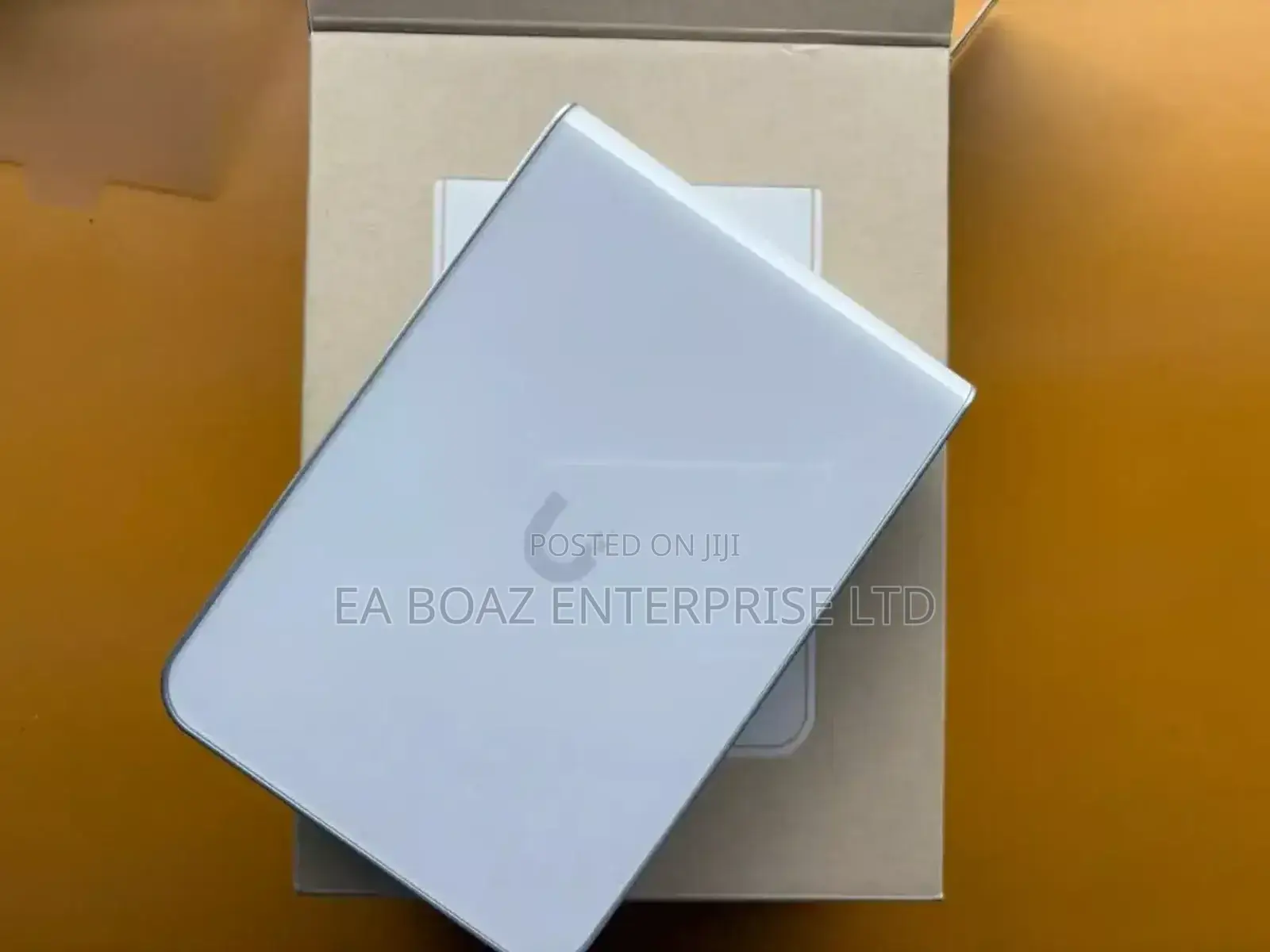 Ubiquiti Networks Unifi U7 Pro Wall Tri-Band Wi-Fi 7 Access Point
