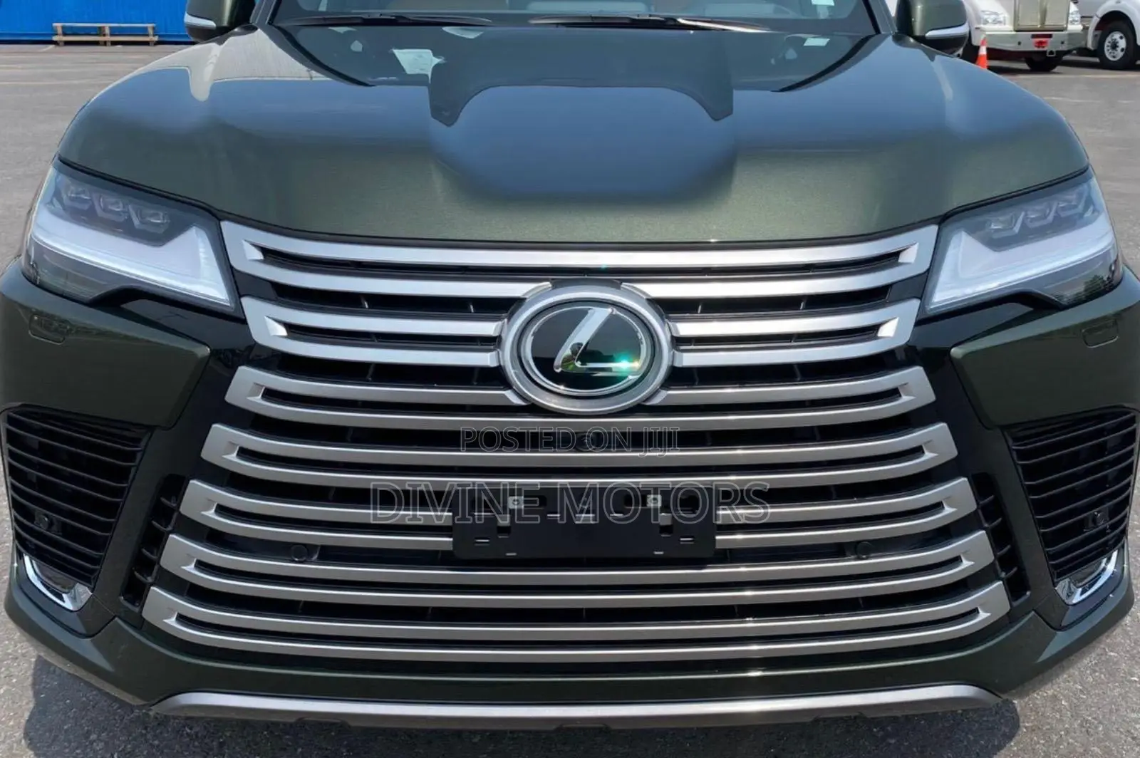 Lexus LX LX 700h 2025 Green