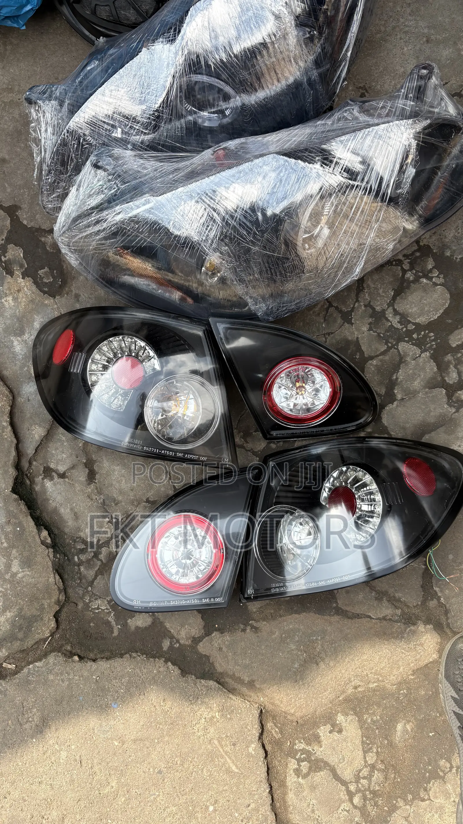 Toyota Corrolla Taillight Spec/Dark 2002,2003,2004,2005,2006,2007,2008