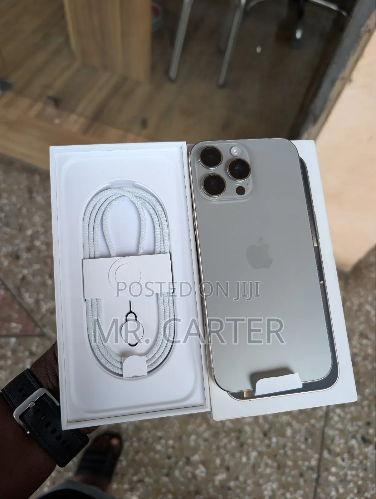 New Apple iPhone 16 Pro Max 256 GB Gray