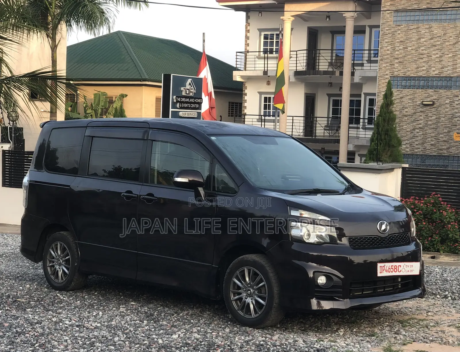Toyota Voxy 2011 Matt Black
