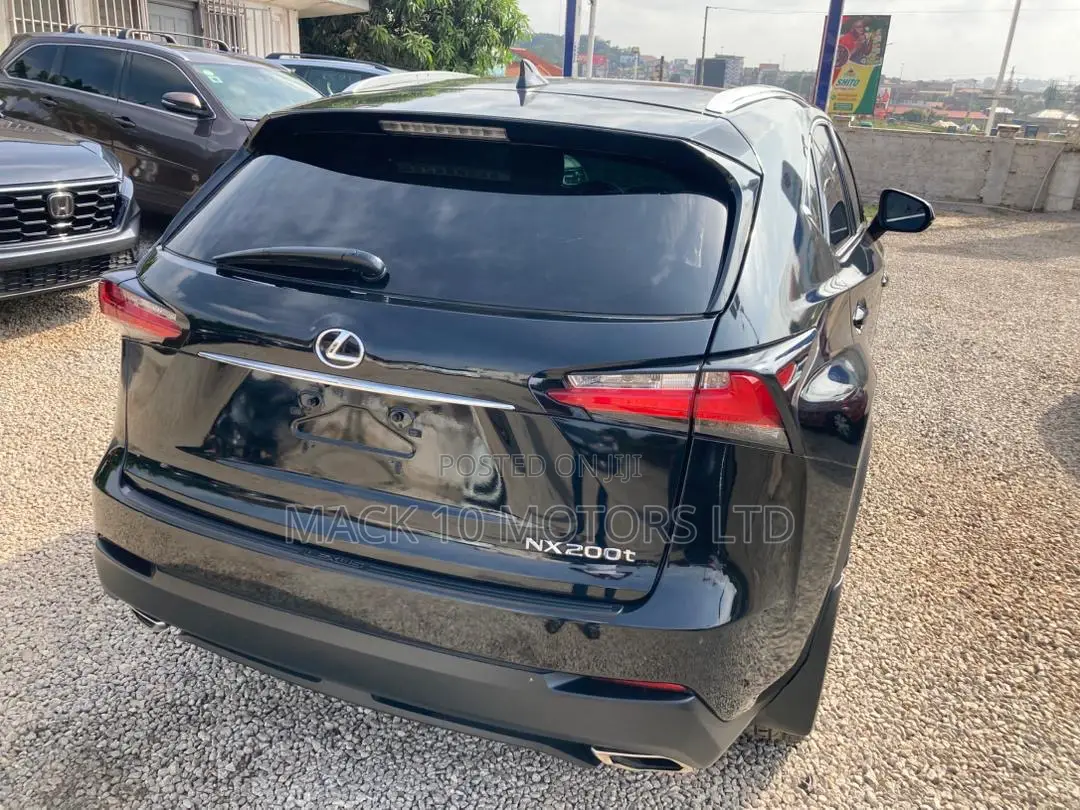 Lexus NX 300h Base 4x4 (2.5L 4cyl 2A) 2017 Black