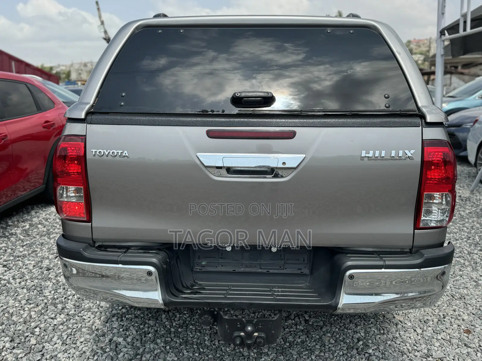 Toyota Hilux Revo Double Cab Petrol 2.7 AWD 2017 Gray
