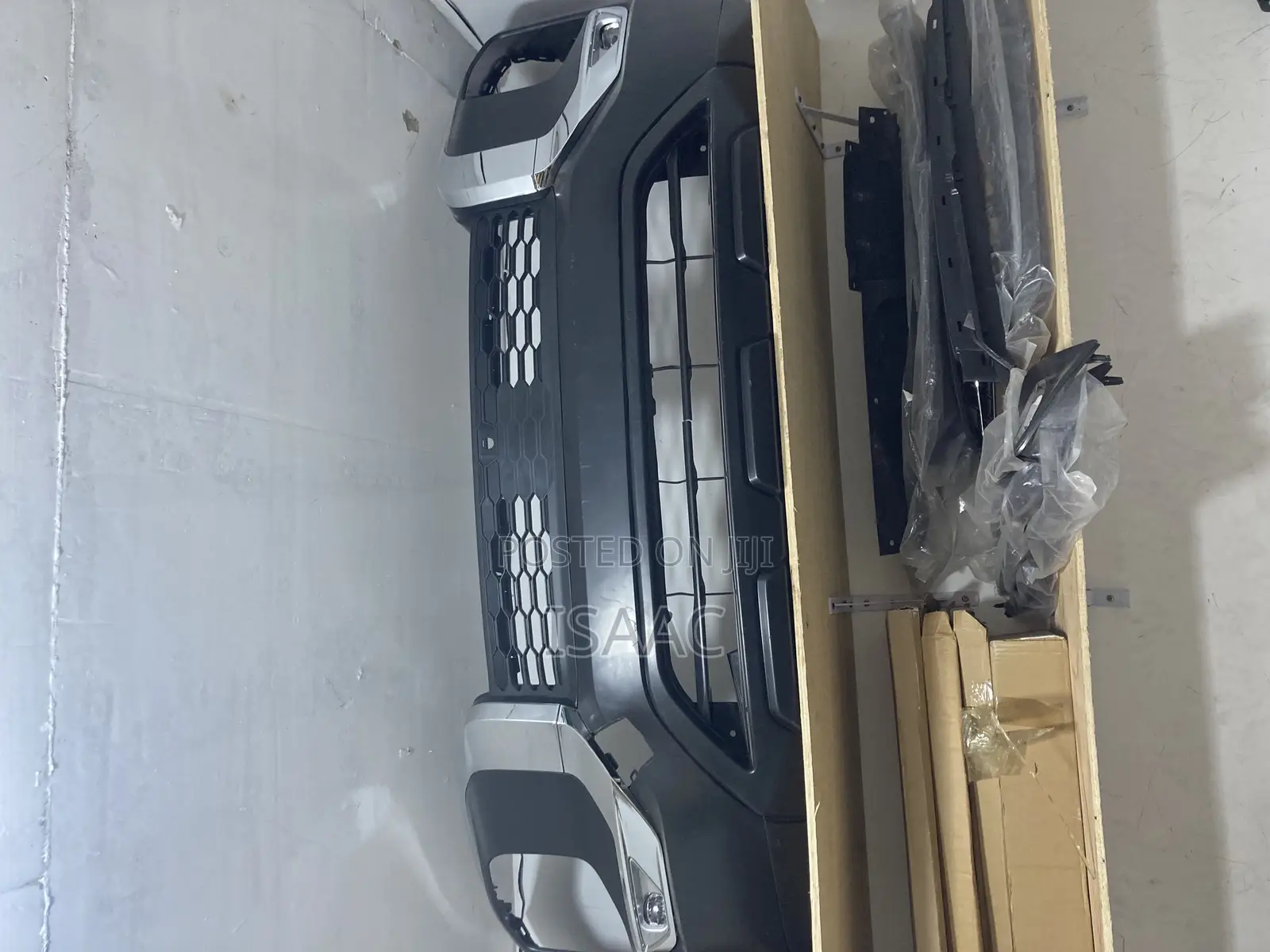 Outlander 2022,2023,2024,2025 Complete Bumper
